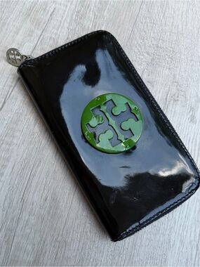 Tory Burch Wallet
